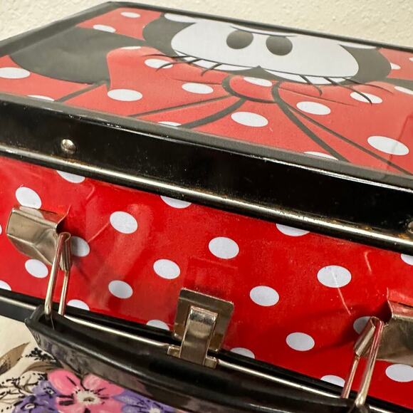 Loungefly Disney Minni Mouse Tin Lunchbox - Picture 7 of 10